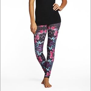 Fabletics Pink Purple Legging size small